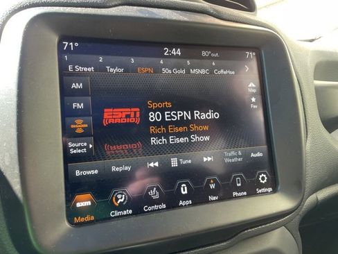 Certified 2023 Jeep Renegade Altitude w/ Sun/Sound Group image 20