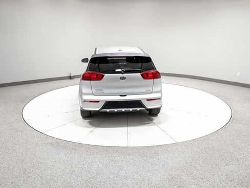 Used 2018 Kia Niro FE FWD image 30