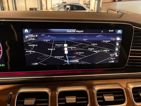 Used 2022 Mercedes-Benz GLS 450 4MATIC image 19