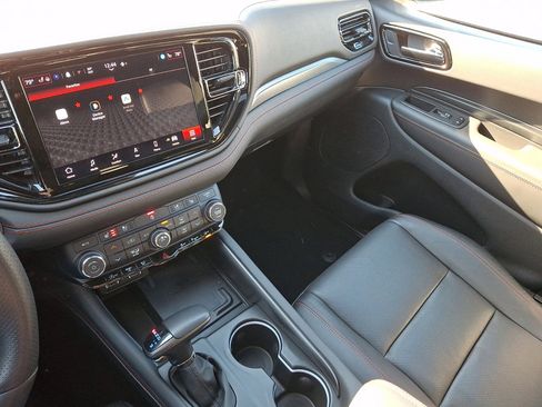 Used 2024 Dodge Durango GT image 28