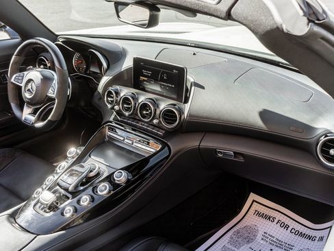 Used 2018 Mercedes-Benz AMG GT Roadster w/ Lane Tracking Package image 15