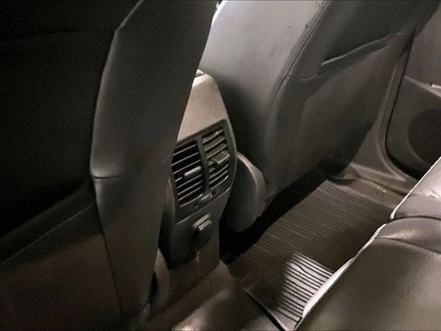 Used 2018 Ford Escape SEL image 10