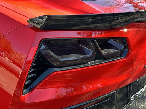 Used 2017 Chevrolet Corvette Grand Sport w/ Carbon Flash Badge Package image 16