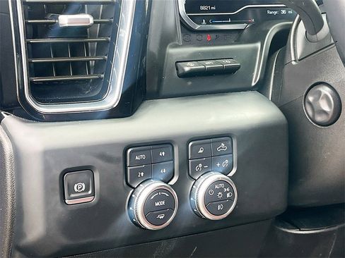 Used 2024 GMC Sierra 1500 Denali Ultimate image 10