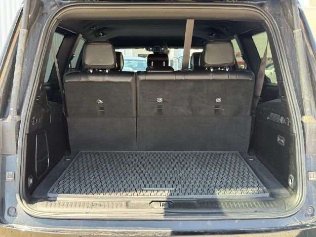 Used 2024 Jeep Wagoneer L Series II w/ Flexible Seating Group RWD image 33