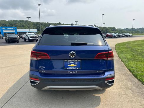 Used 2022 Volkswagen Taos SE FWD image 5