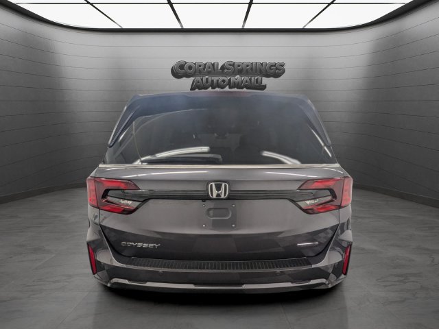 Used 2026 Honda Odyssey Touring image 6