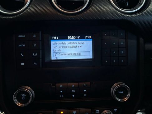 Used 2022 Ford Mustang Coupe RWD image 15