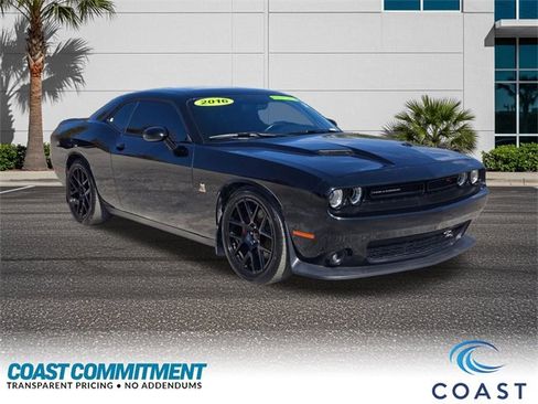 Used 2016 Dodge Challenger R/T Scat Pack w/ Leather Interior Group image 3