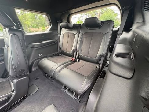 Used 2023 Jeep Grand Cherokee L Laredo AWD/4WD image 26