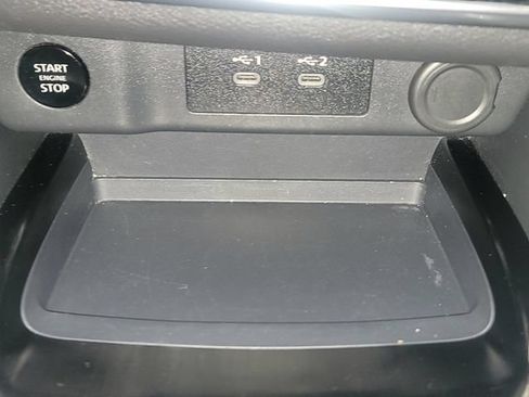 Used 2024 Nissan Rogue S FWD image 23