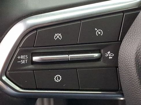 Used 2026 Chevrolet Equinox LT FWD image 21