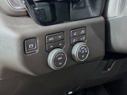 New 2026 Chevrolet Silverado 1500 LT Trail Boss w/ LT Trail Boss Premium Package image 10