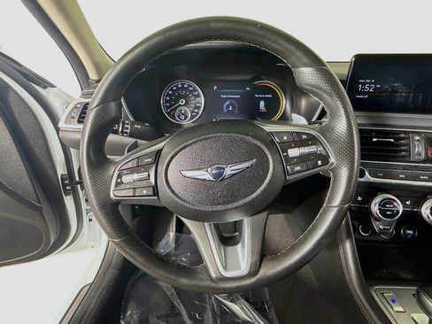 Used 2022 Genesis G70 3.3T image 13