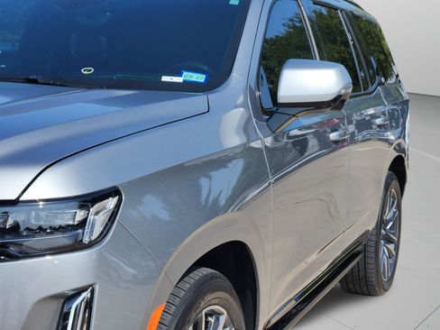 Used 2023 Cadillac Escalade Sport Platinum AWD/4WD image 9