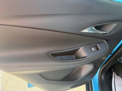 Used 2025 Buick Encore GX Sport Touring w/ Experience Buick Package FWD image 12