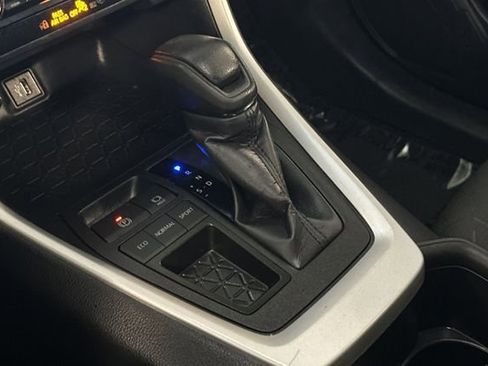 Certified 2024 Toyota RAV4 XLE image 27