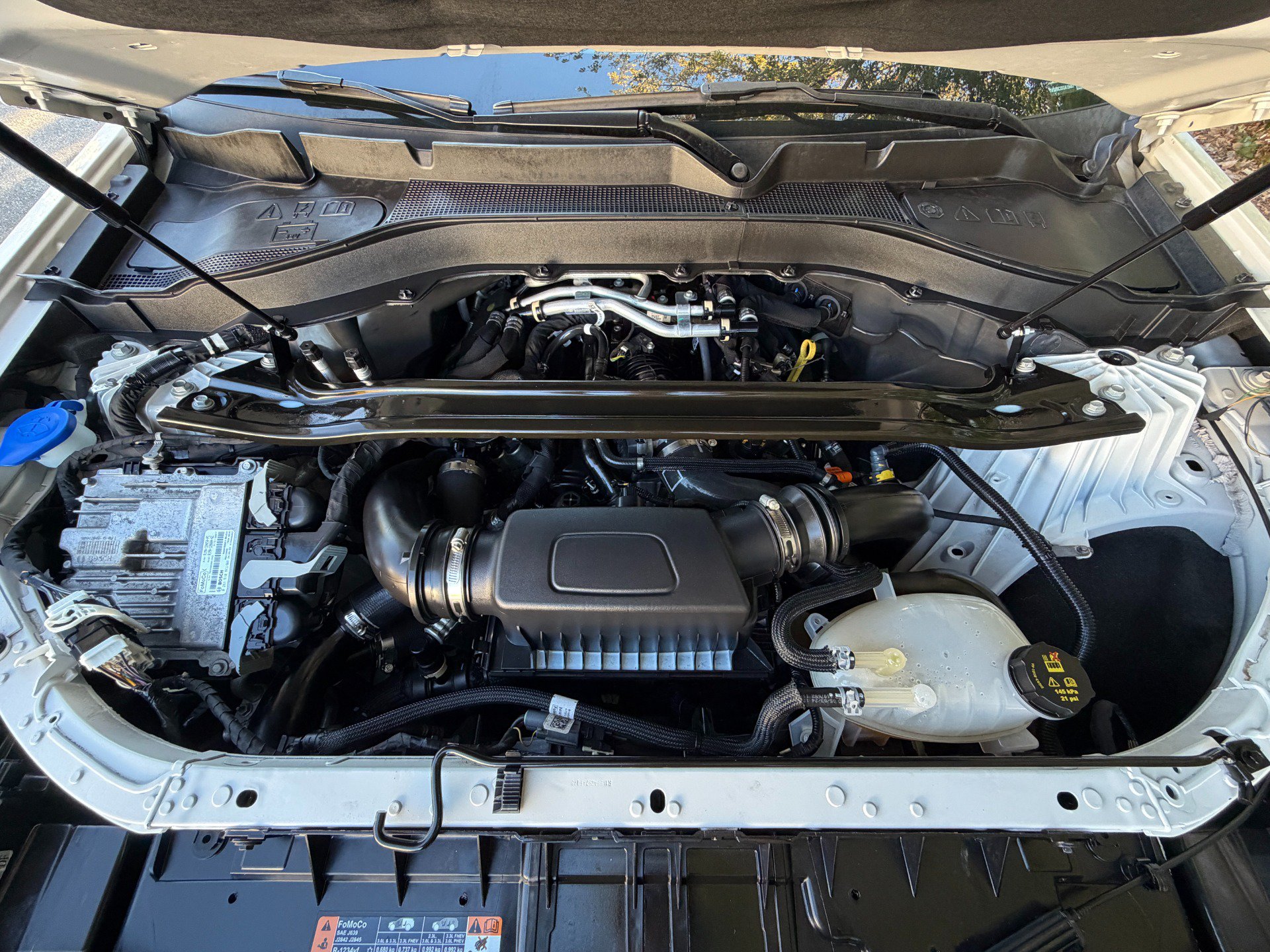 Used 2025 Ford Explorer ST AWD/4WD image 76