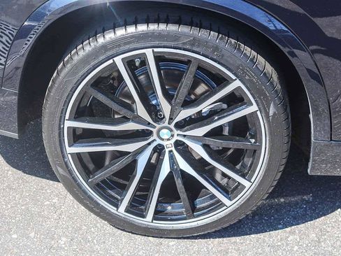 Used 2023 BMW X5 sDrive40i w/ M Sport Package image 14