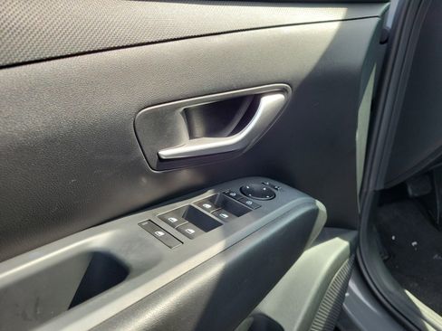 New 2025 Hyundai Santa Cruz SE image 18