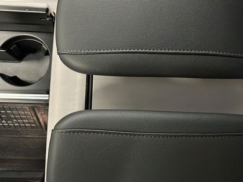 Used 2025 Lincoln Navigator L Reserve AWD/4WD image 19