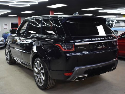 Used 2020 Land Rover Range Rover Sport HSE image 3