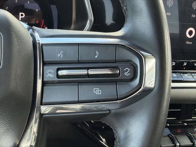 Used 2024 GMC Canyon Elevation w/ Elevation Premium Package RWD image 26