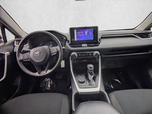 Used 2025 Toyota RAV4 LE image 17