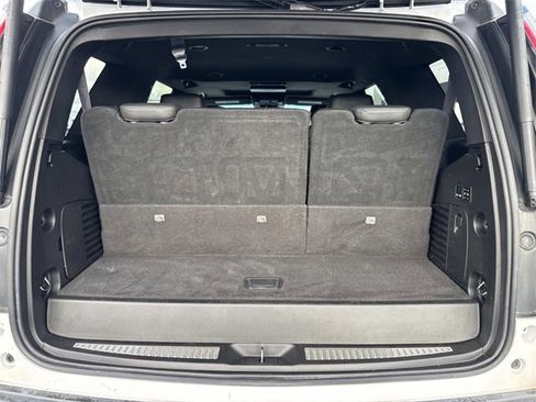 Used 2016 Cadillac Escalade Platinum image 14