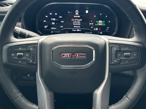 Used 2022 GMC Yukon SLT w/ SLT Luxury Package AWD/4WD image 23