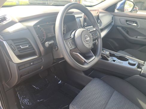 Certified 2023 Nissan Rogue SV AWD/4WD image 18