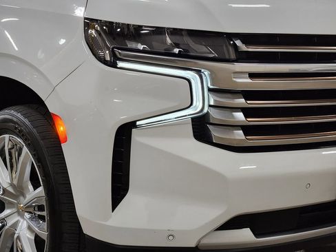 Used 2021 Chevrolet Tahoe High Country image 14