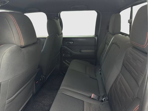 Used 2022 Nissan Frontier Pro-X RWD image 38