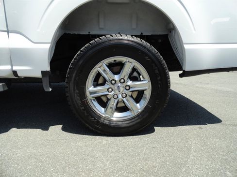 Certified 2024 Ford F150 XLT w/ Mobile Office Package AWD/4WD image 9