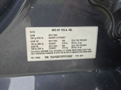 Used 2023 Tesla Model Y Performance AWD/4WD image 16