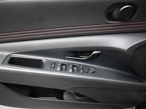 Certified 2025 Hyundai Elantra N Line image 21