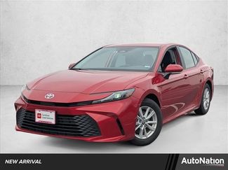 Used 2025 Toyota Camry LE video 1