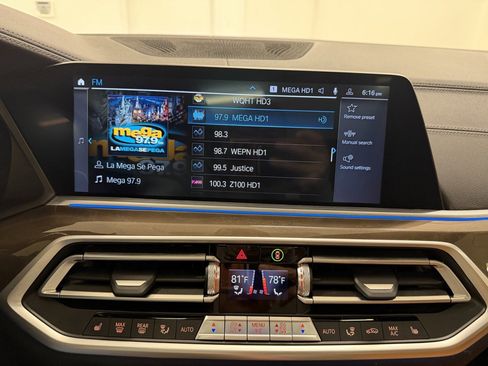 Used 2022 BMW X5 xDrive45e w/ M Sport Package image 21