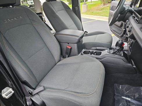 Certified 2024 Jeep Wrangler Sahara image 10