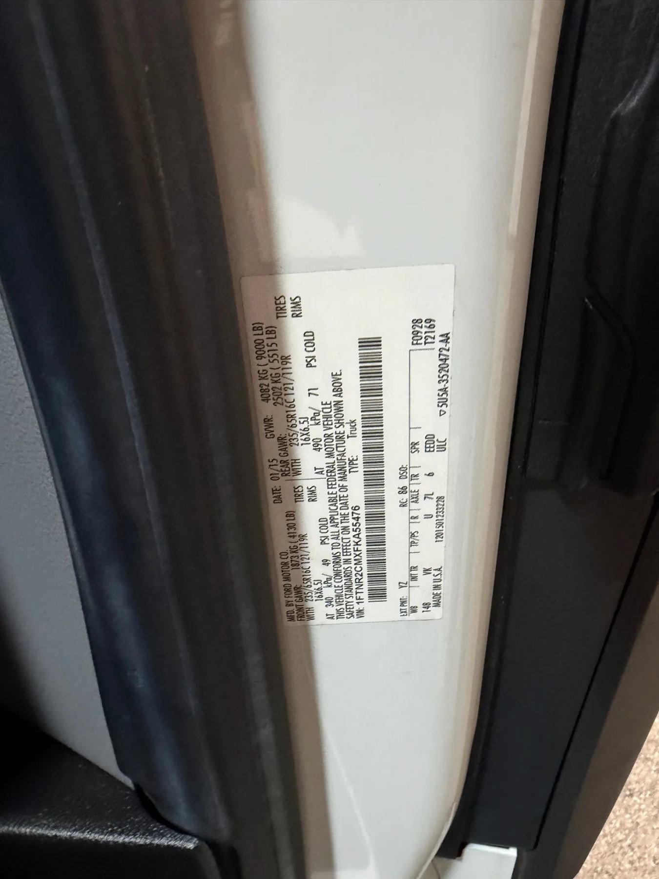 Used 2015 Ford Transit 250 148 Medium Roof RWD image 65