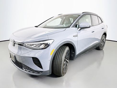 New 2025 Volkswagen ID.4 Pro image 3