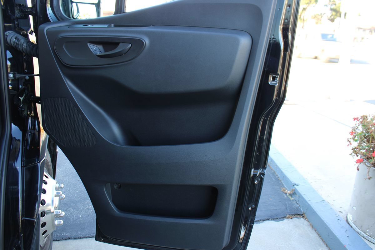 Used 2019 Mercedes-Benz Sprinter 170 image 41