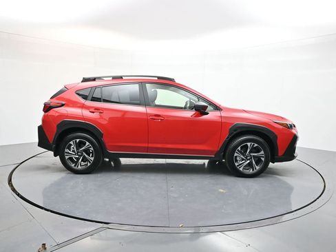 Used 2024 Subaru Crosstrek 2.0i Premium image 8