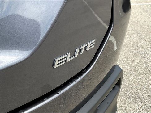 Used 2023 Honda Pilot Elite image 24