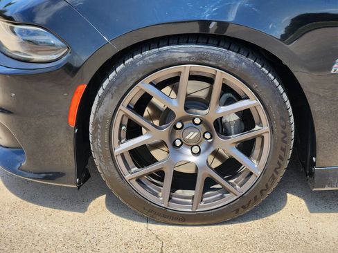Used 2019 Dodge Charger Scat Pack RWD image 14