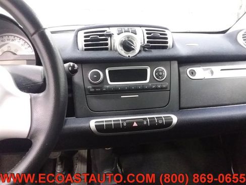 Used 2013 smart fortwo pure image 10