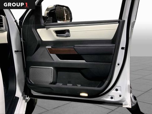 Certified 2025 Toyota Tundra Capstone AWD/4WD image 23