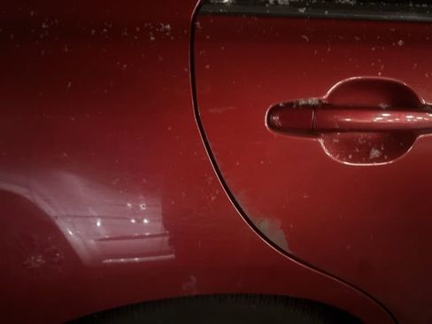 Used 2010 Toyota Camry LE image 10