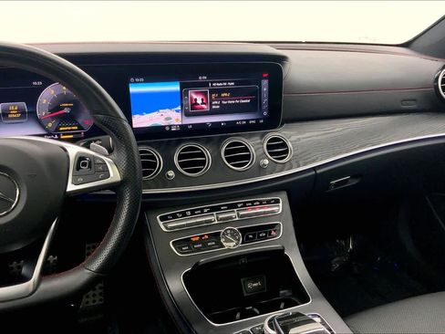 Used 2018 Mercedes-Benz E 43 AMG 4MATIC Sedan image 25