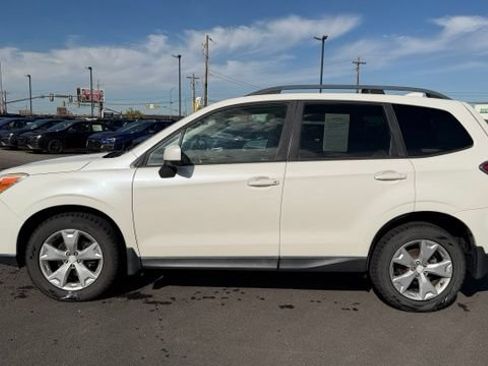 Used 2016 Subaru Forester 2.5i Premium AWD/4WD image 6